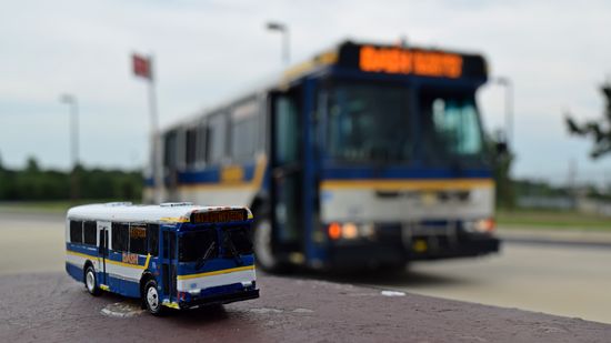 I got my own photos with the model, with the model in the foreground, while the real bus is standing in the background.