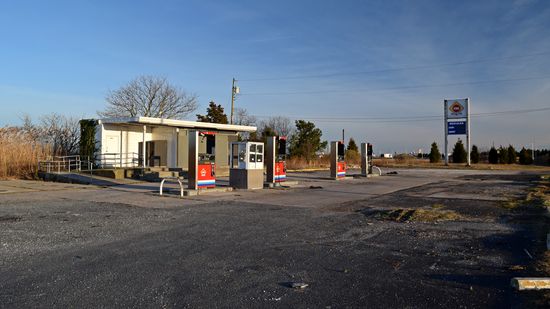 The Fine Petro station in Absecon, sans canopy