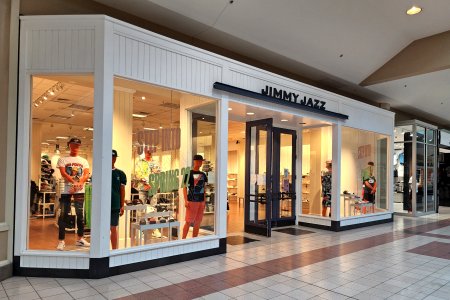 Jimmy Jazz, housed in what is clearly a former American Eagle Outfitters store.