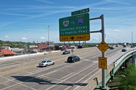 Interstate 95 at the Downtown Expressway split.