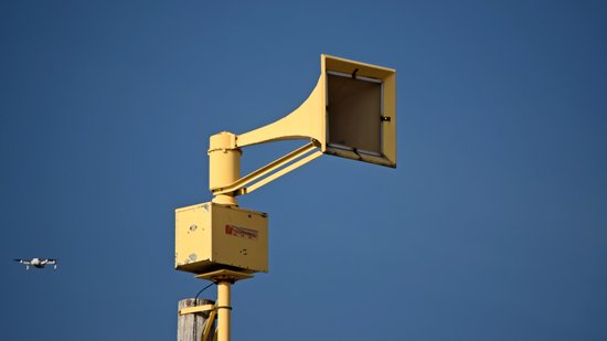 On Tuesday, November 7, the first thing on the agenda was to go to Niles to record a siren test.  This was a statewide test, and Elyse chose this location specifically because it was a Federal Signal Thunderbolt siren.