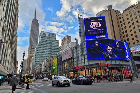 View facing approximately east, looking down West 34th Street from 7th Avenue.