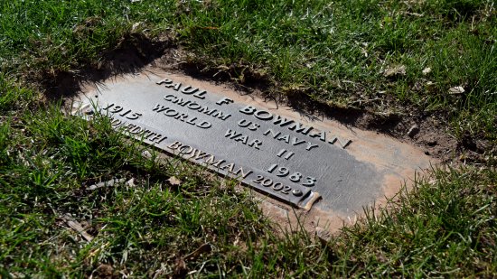 Grave marker for Paul and Edith Bowman