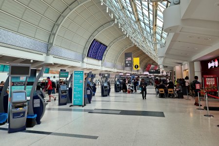The main atrium at Pearson Airport terminal 3.