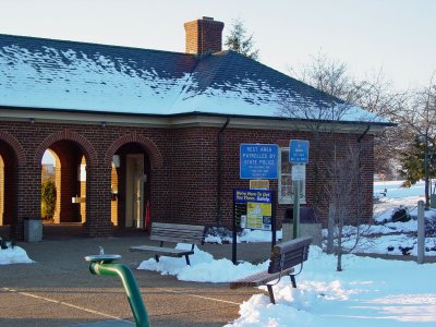 The main building at the rest area near New Market.  I published this on Wikipedia a long time ago, and so it's made its way around the Internet quite a bit.