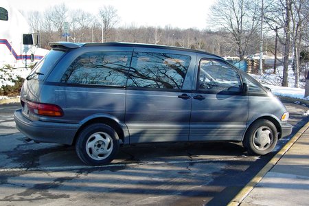I believe that this dates this photo shoot quite a bit.  That's the Previa, which I drove from late 1997 to early 2006, parked at the Manassas rest area.  The Previa will have been gone for 17 years this month.  It still stands as the longest tenure of any vehicle that I've driven.