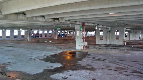 Got some shots of the third level of the north garage at Vienna.  This parking spot was unusual for me, because I usually tended to park on the topmost (fourth) level at Vienna.  I parked lower on this particular day because of the snow.