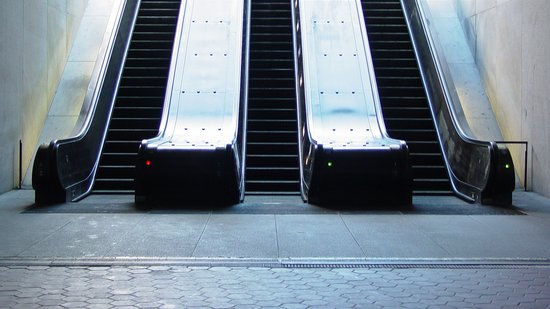 Escalators at the Maryland Avenue entrance of L'Enfant Plaza station.