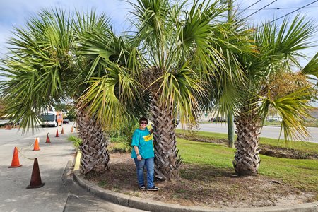 Elyse with the palmettos