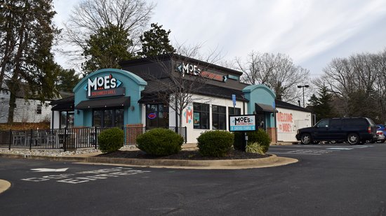 Moe's Southwest Grill, housed in a former Pizza Hut.  Google Street View shows it as Pizza Hut as recently as 2018.