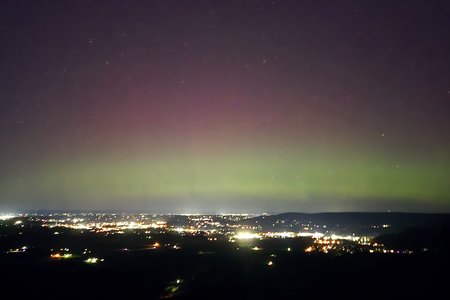 The aurora borealis from High Rock, as viewed through my phone.