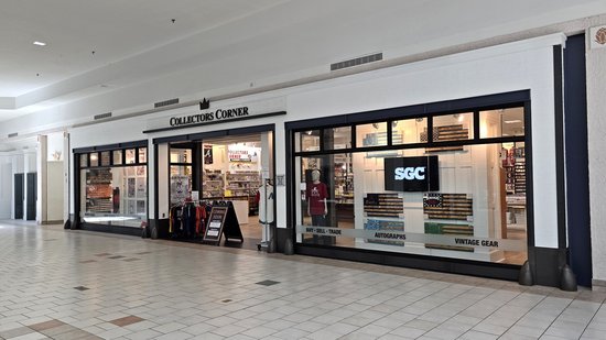 Collectors Corner in a former American Eagle Outfitters.