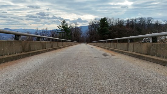 And if anyone ever wondered what F182 actually looks like on top of the bridge, here it is.