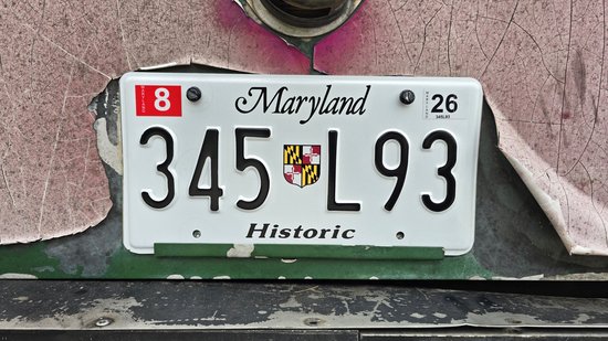 A Maryland "Historic" tag on former CARTA bus 3426.