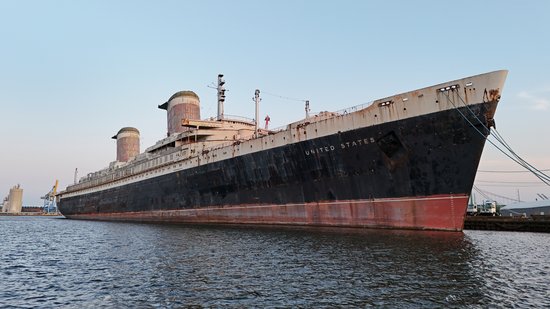 The bow of the SS United States.