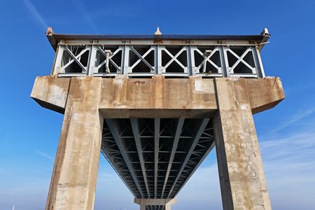 The Sollers Point (northeast) approach to the bridge, ending abruptly.  This section ends three piers out over the water, with an entire section held up by three piers missing before reaching where the truss section was.  I could account for two piers from that missing section, but not the third.