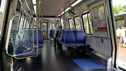 7000-Series train at Franconia-Springfield.