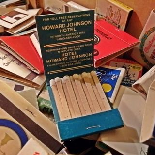 On November 15, Elyse and I went to an antique store in Ellicott City. This was an interesting find: a matchbook from a Howard Johnson's in Canada.