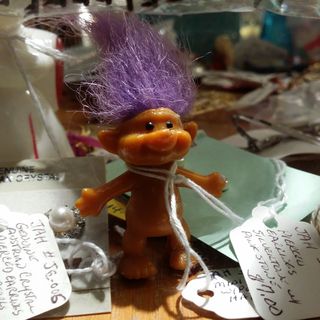 We also spotted a troll at the same store. I used to be big into those little troll dolls back in the early 1990s.