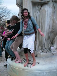 Dancing on the fountain.