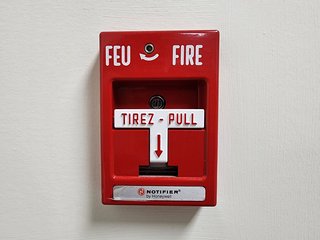 RSG fire alarm pull station at the DoubleTree.  In typical Canadian form, it is bilingual, and it has a key switch behind the handle for two-stage systems, which is used to bypass the pre-alarm stage and go directly to a general alarm.