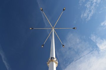 The lighting in the parking lot was a design that I had never seen before, with six cobrahead lights radiating out of a single pole.