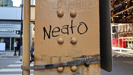 "Neato" graffiti.