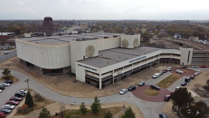 The Genesis Convention Center.  I was both surprised and not surprised to see that this facility was abandoned.