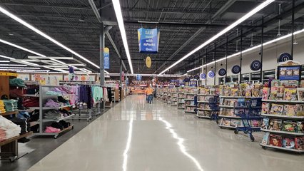 The main aisle along the front of the store.