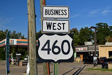 Reassurance marker for westbound US 460 Business in Petersburg.