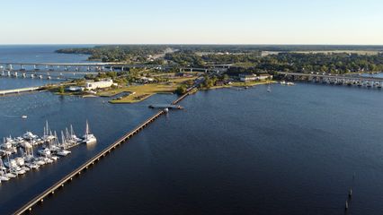 The mouth of the Trent River, where it flows into the Neuse River.