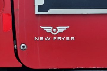 On the way to Gatineau, we spotted this on the back of an OC Transpo bus.  "New Fryer" instead of the correct "New Flyer" amused both of us thoroughly.