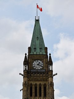 Peace Tower on the Centre Block building.  I was disappointed that it was starting to cloud up by now, because it made my photos less bright.