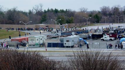 All the while, the mainstream march group was continuing to arrive at the Pentagon's north parking lot.