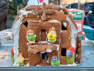 And what goes well with Christmas? Gingerbread houses! This was our gingerbread Scientology Org, or as we called it, the "Fail Org".