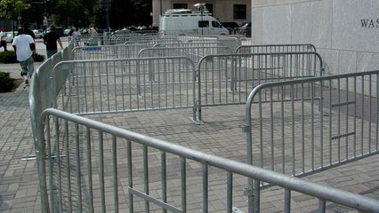 As you can see, there were quite a bit of people outside when I swung by in mid-afternoon, but based on the arrangement of the barricades, I'd say that it was far worse earlier in the day.