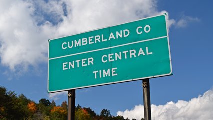 The boundary between Eastern Time and Central Time in this area follows the border between Roane County and Cumberland County.