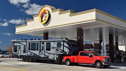 Fueling area at Buc-ee's.