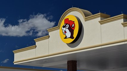 Fueling area at Buc-ee's.