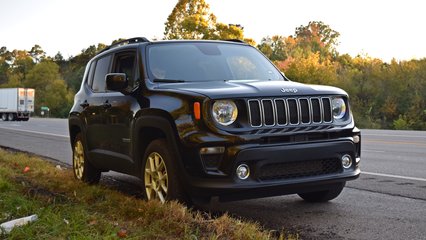 Photo of the Renegade during this stop.  It wasn't the HR-V, but it served well in the role.