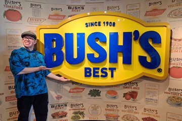 Elyse and I stand with the big Bush's sign at the entrance.