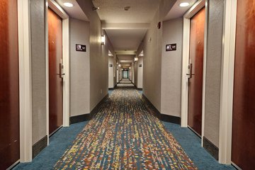 The corridor at the Hampton Inn in Kingsport.  I got the sense that this was an older property that had received many updates over the years.  It was still quite nice, so don't get me wrong, but it was clear that this was not a new building by any means.