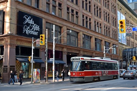 A CLRV streetcar passes by the Hudson's Bay store at Yonge and Queen Streets