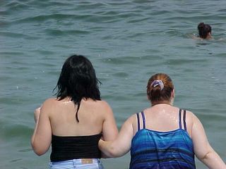 After we visited the strip, we all went to the beach. I had been in yesterday for some time, so I didn't go in, and instead enjoyed the sun, and took pictures with the Mavica. Here's Renee and Andrea getting into the water.