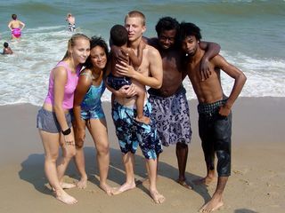 As sometimes happens in DC, random people came up to me on the beach and asked to have their picture taken. And as I said about the same situation in DC, what do we do? We take the picture. It's a whole lot easier than arguing with them.