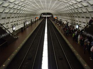 It looks very strange with one platform of the Dupont Circle station deserted and the other one crowded...