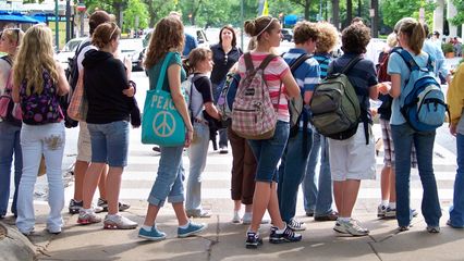 As is typical of Washington in the spring, the place was crawling with school groups. I generally have a poor view of these groups, since they're rarely well-behaved regardless of where they are.