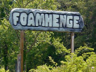 Foamhenge roadside sign