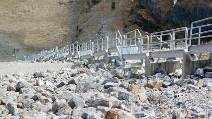 Going down the Jackson River side of the dam is a long set of stairs. Sad to say, though, access to the stairway is restricted.