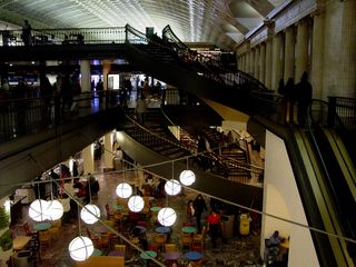 As you can see, there are about three levels of Union Station shopping!